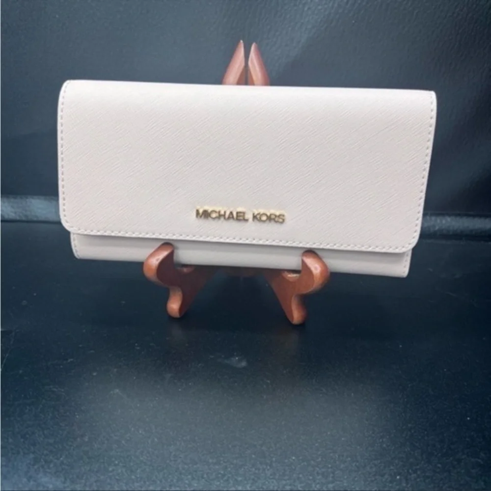 Michael Kors Pink Wallet